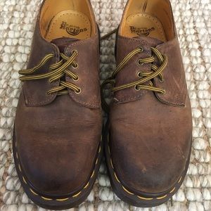 Brown Dr. Martens Women’s Size 7 (UK Size 5)